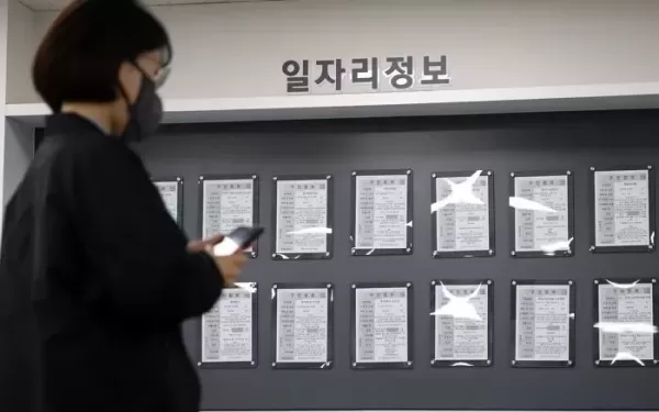 1년 이상 취업 못한 청년들에게 얼마나 쉬었냐? 물었더니... 10명 중 1명은 4년 이상