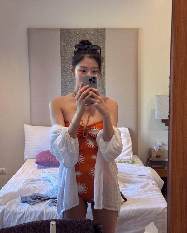 러블리즈 정예인 비키니 몸매