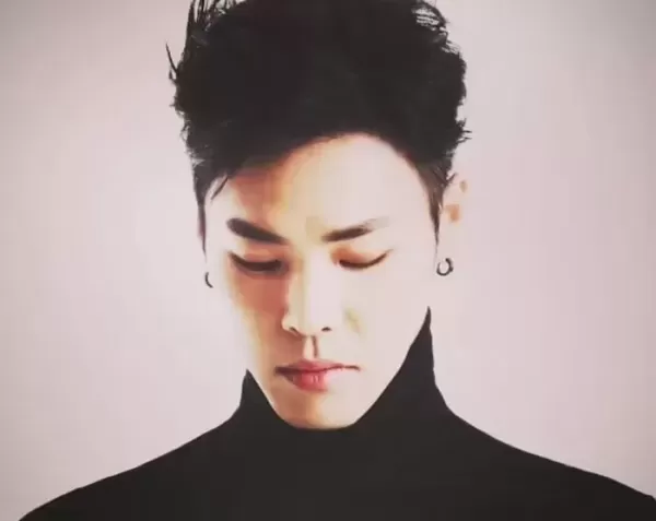 가수 알리,  故 휘성과 마지막으로 나눈 문자 공개... 믿겨지지 않지만 보내줄게요